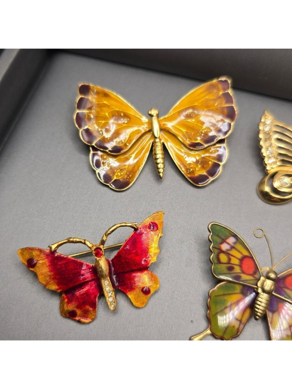 Vintage Butterfly Brooch Lot of 8 Cloisonne Enamel Earrings Gold Tone Statement - Picture 3 of 13